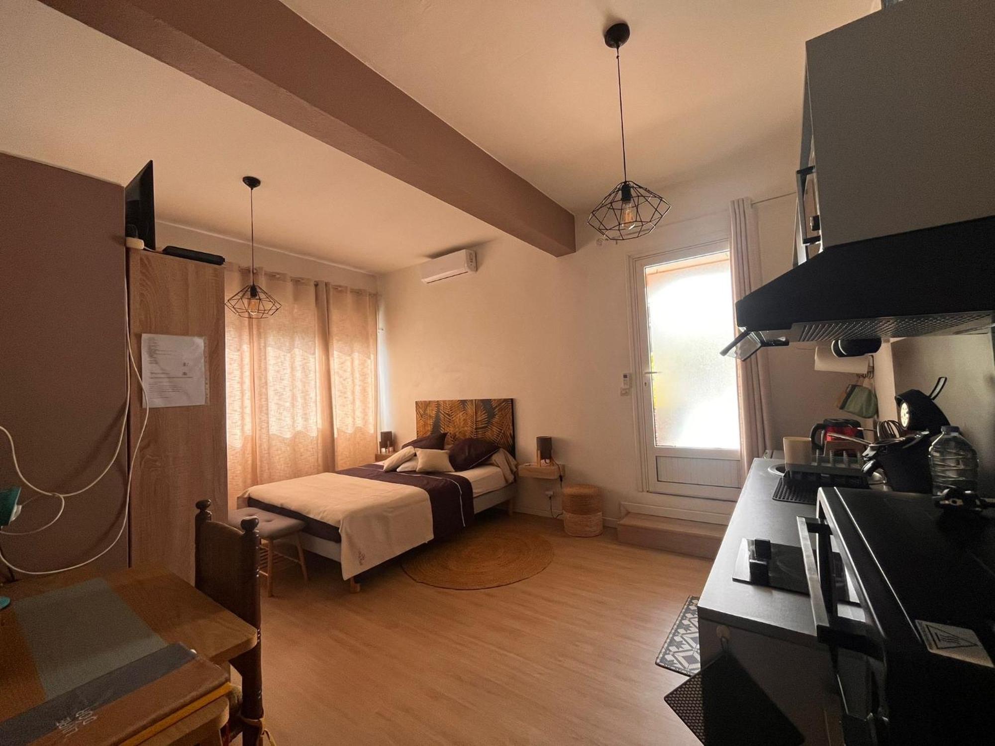 Studio Cosy Avec Piscine Dans Une Villa Saint-Denis Exterior photo